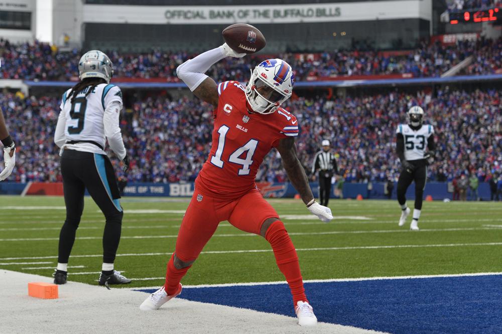 Bills rout Panthers to set up battle for AFC East at Gillette News